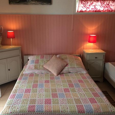 Chez Mamie Bed & Breakfast Les Avirons Eksteriør bilde