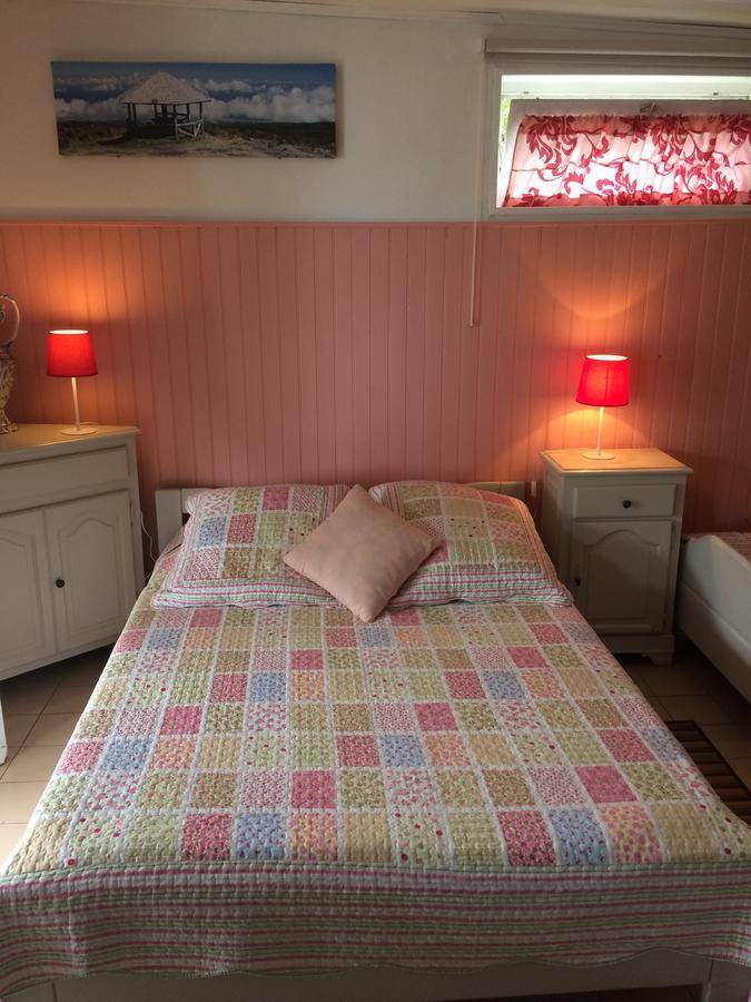 Chez Mamie Bed & Breakfast Les Avirons Eksteriør bilde